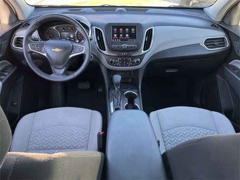Used 2024 Chevrolet Equinox LT image 10