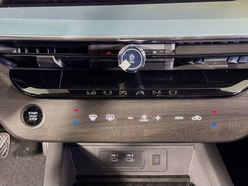 New 2025 Nissan Murano SL image 16