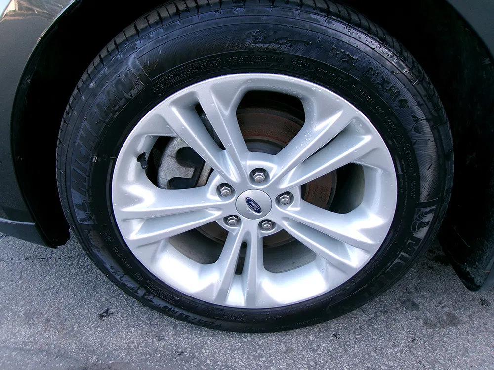 Used 2018 Ford Taurus SEL w/ Equipment Group 201A FWD image 21