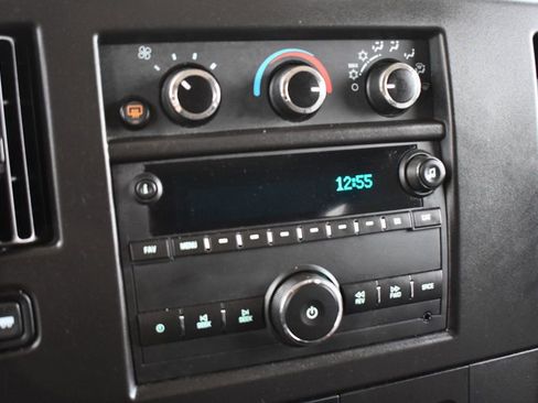 Used 2022 Chevrolet Express 3500 LS image 28