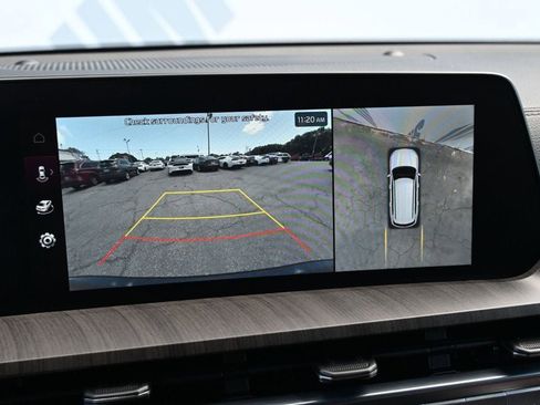 Used 2024 Kia Telluride SX w/ Towing Package FWD image 11