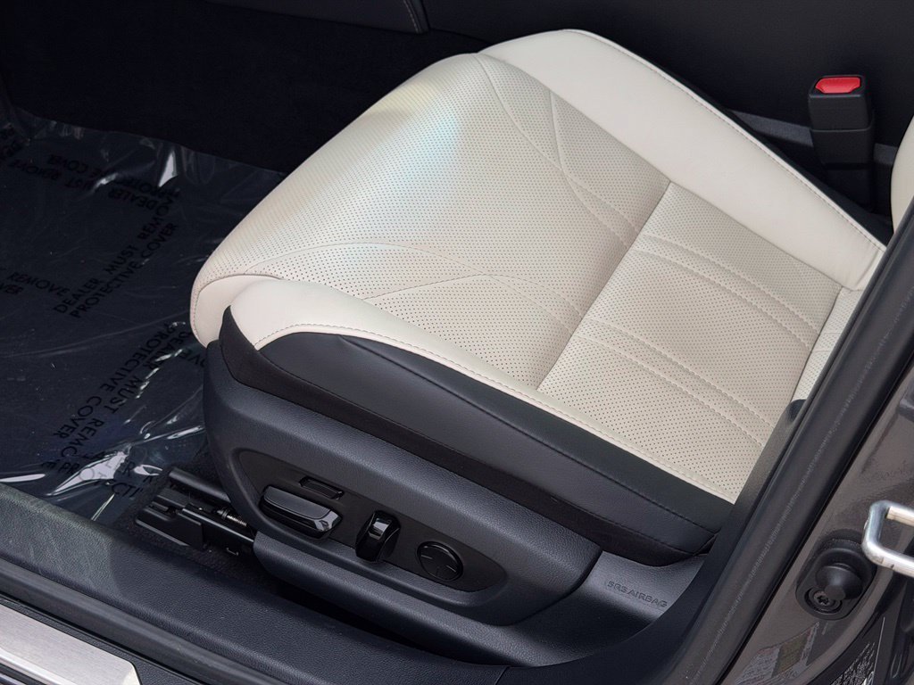 Used 2024 Lexus ES 350 w/ Technology Package FWD image 19