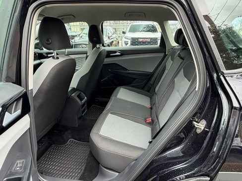 Certified 2024 Volkswagen Taos S FWD image 14
