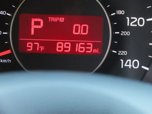 Used 2014 Kia Soul + w/ Eco Package FWD image 14
