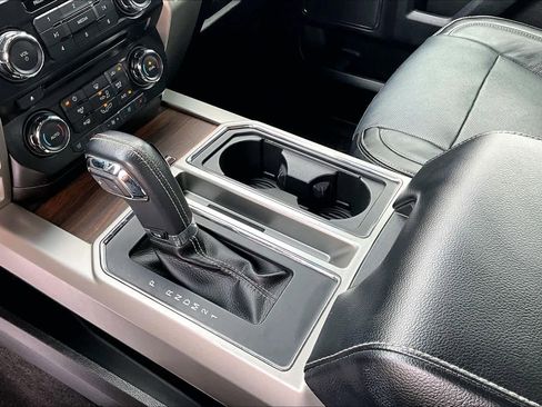 Used 2016 Ford F150 Lariat image 16