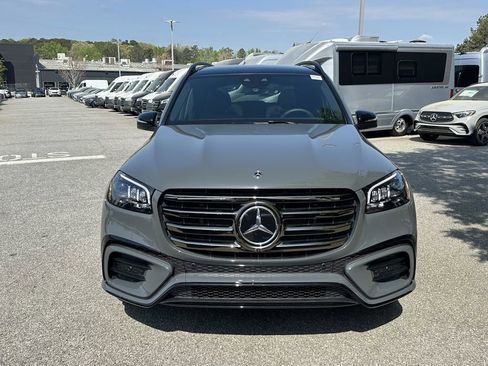 New 2026 Mercedes-Benz GLS 450 4MATIC image 3