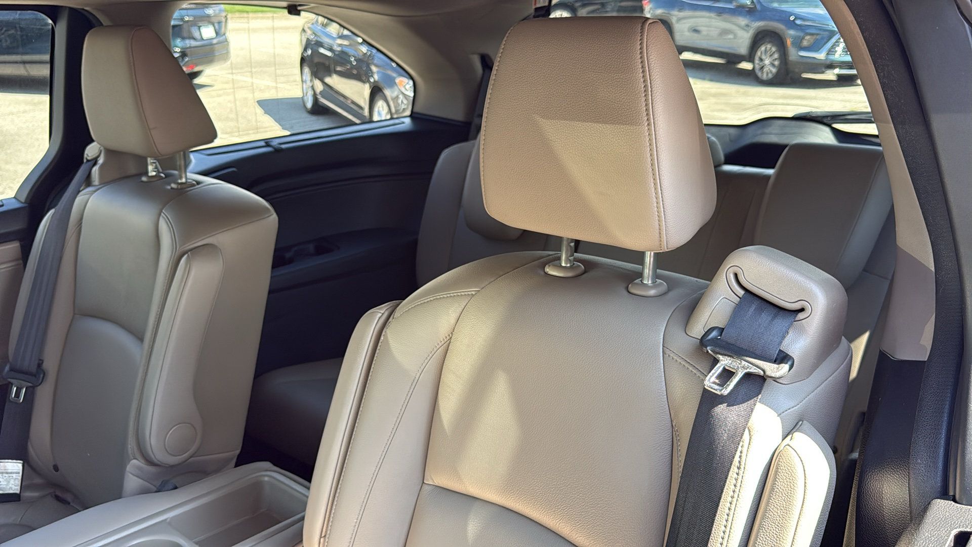 Used 2018 Honda Odyssey Touring image 30
