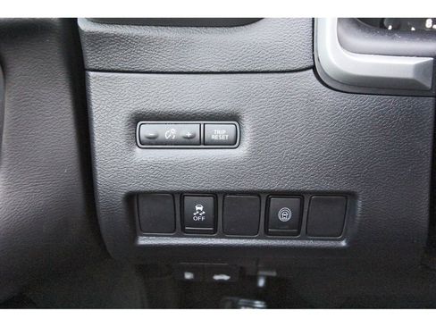 Used 2023 Nissan Murano SV image 21