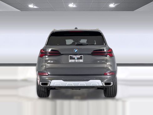 Used 2026 BMW X5 sDrive40i w/ Premium Package RWD image 10