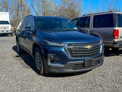 Used 2023 Chevrolet Traverse LT
