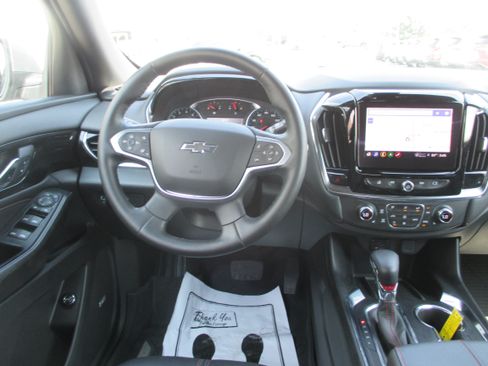 Used 2023 Chevrolet Traverse RS w/ LPO, Floor Liner Package AWD/4WD image 12