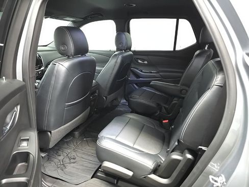 Used 2023 Chevrolet Traverse LT AWD/4WD image 30