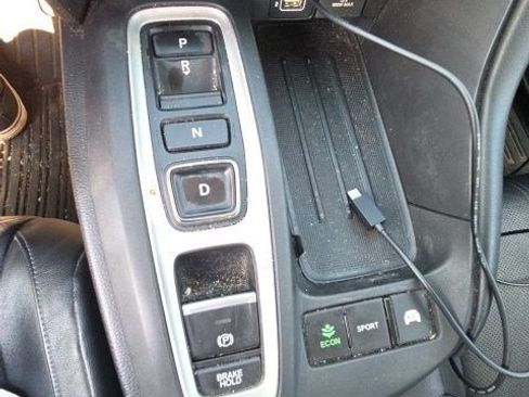 Used 2021 Honda Insight Touring image 12