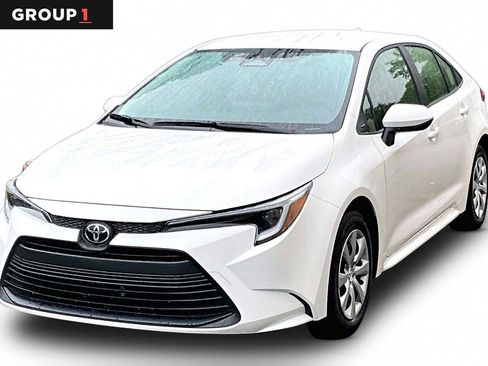 Certified 2026 Toyota Corolla LE FWD image 1