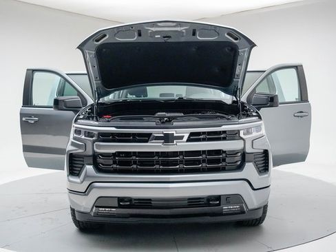 Used 2023 Chevrolet Silverado 1500 RST w/ Z71 Off-Road Package image 21
