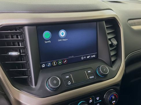 Used 2023 GMC Acadia Denali w/ Denali Ultimate Package image 17