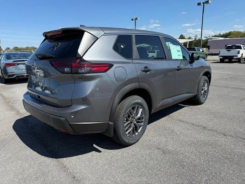 New 2026 Nissan Rogue S image 5