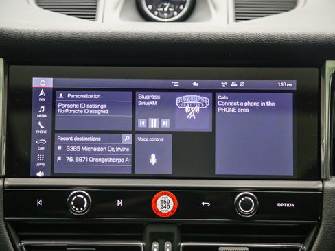 Certified 2025 Porsche Macan AWD/4WD image 20