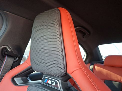Used 2022 BMW M3 Competition w/ M Carbon Exterior Package image 17