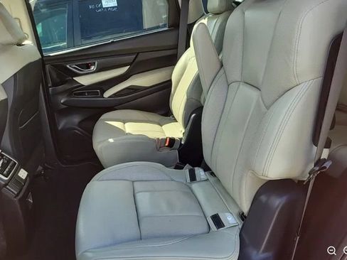 Used 2022 Subaru Ascent Limited AWD/4WD image 5