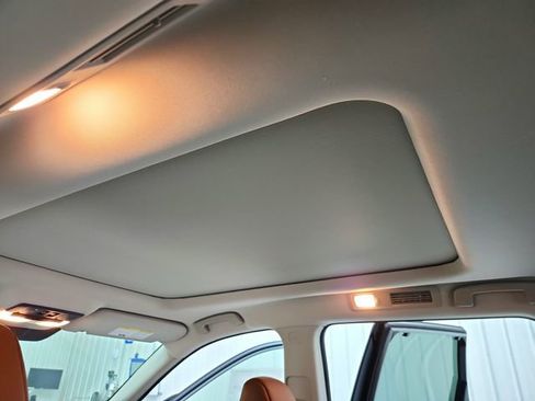 New 2026 Nissan Pathfinder Platinum image 23