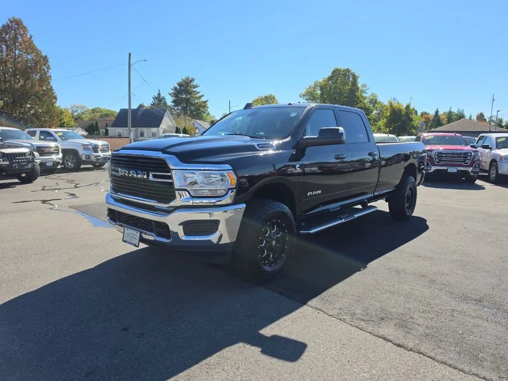 Used 2020 RAM 2500 Big Horn AWD/4WD image 3