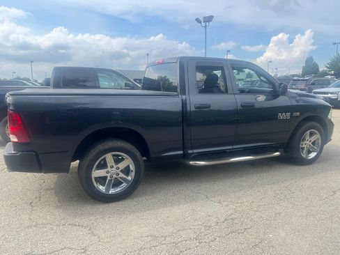 Used 2017 RAM 1500 Express w/ Express Value Package AWD/4WD image 2