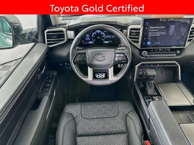 Used 2024 Toyota Sequoia SR5 AWD/4WD image 24
