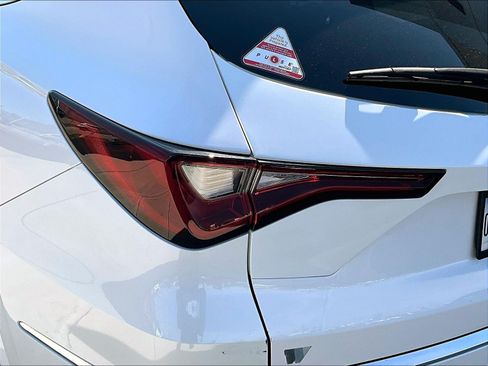 Certified 2025 Acura MDX w/ Advance Package AWD/4WD image 23