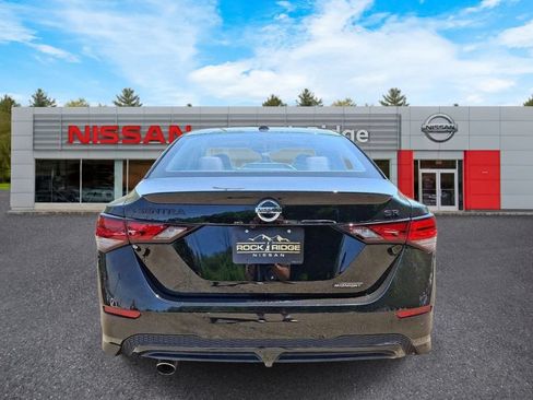 Certified 2023 Nissan Sentra SR w/ Midnight Edition Package FWD image 7