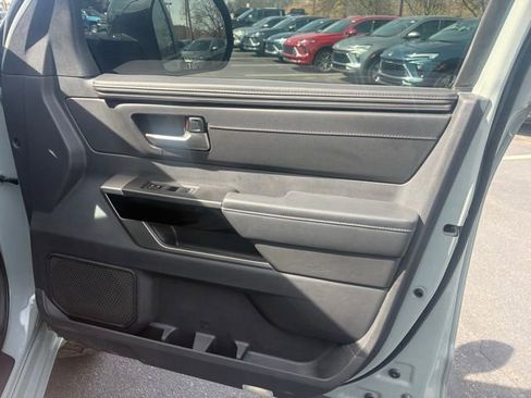 Used 2024 Toyota Tundra Limited image 19