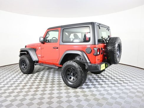 Used 2020 Jeep Wrangler Sport AWD/4WD image 4