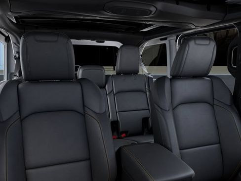 New 2026 Jeep Wrangler Unlimited Sahara AWD/4WD image 26