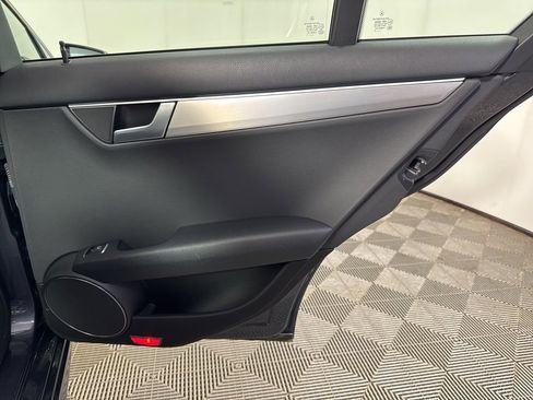 Used 2013 Mercedes-Benz C 300 4MATIC Sedan image 18