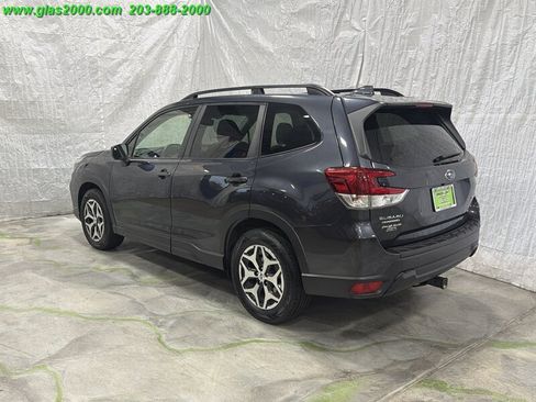 Used 2019 Subaru Forester Premium w/ Popular Package #1 AWD/4WD image 7