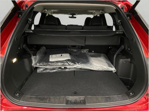 Used 2025 Mitsubishi Outlander SE image 6