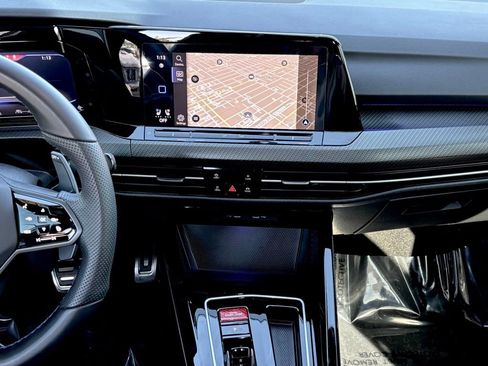 Used 2024 Volkswagen Golf R 2.0T image 25