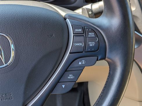 Used 2013 Acura ILX w/ Premium Package FWD image 19