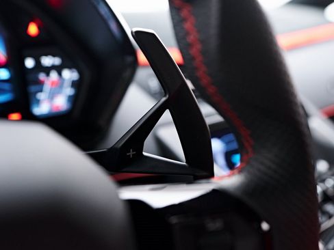 Used 2019 Lamborghini Aventador SVJ image 86