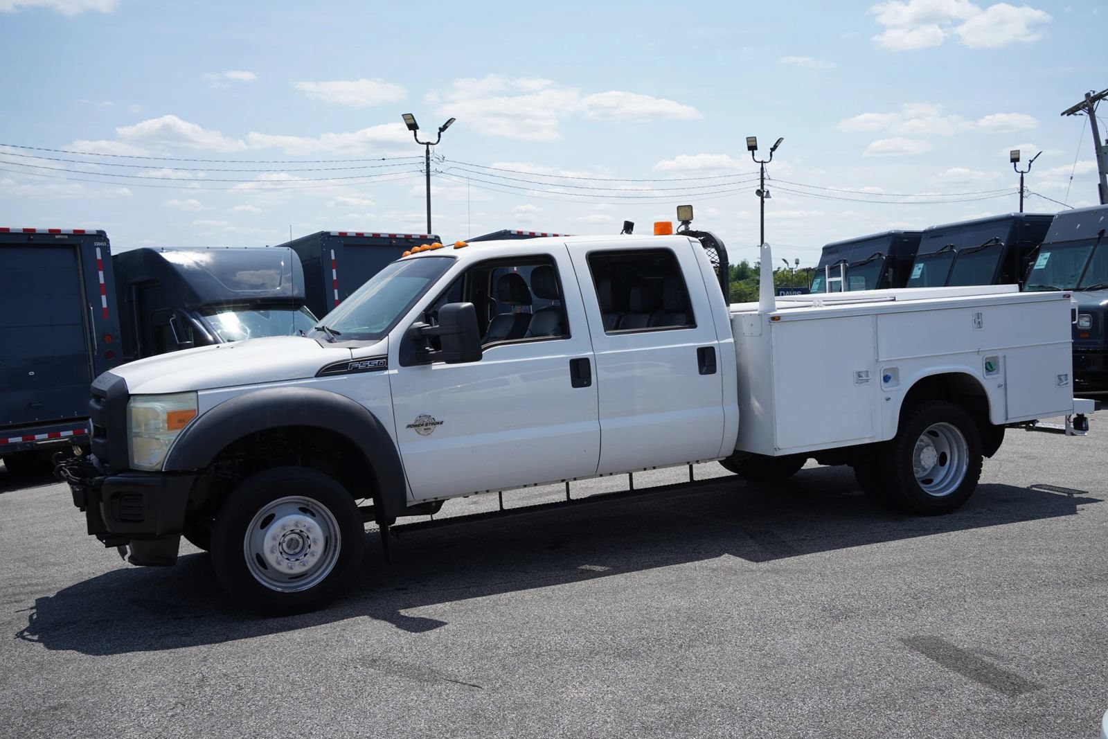 Used 2015 Ford F550 4x4 Crew Cab Super Duty image 6
