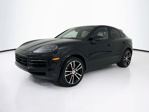 Used 2025 Porsche Cayenne Coupe AWD/4WD image 1
