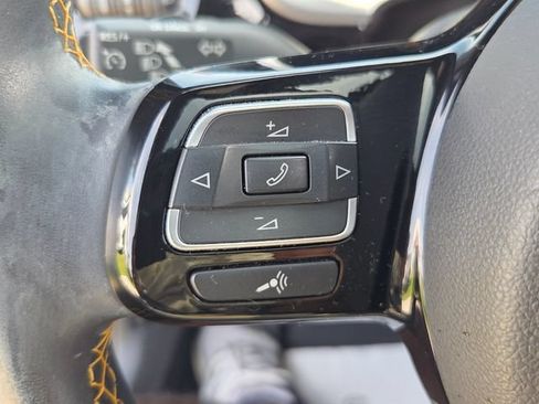 Used 2017 Volkswagen Beetle 1.8T Dune FWD image 25
