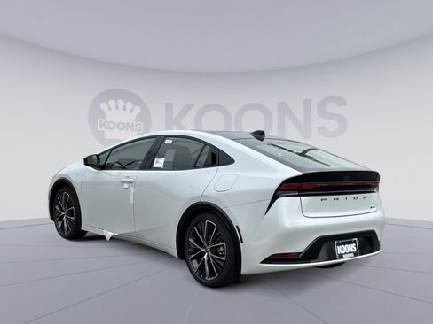 New 2026 Toyota Prius XLE image 4
