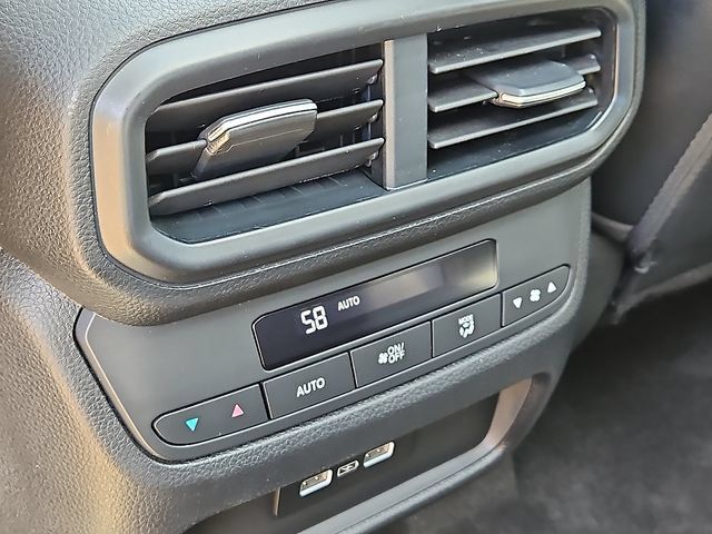 Certified 2023 Honda Pilot Touring image 11