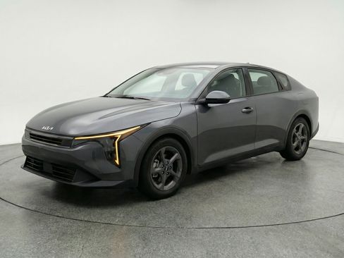 Used 2025 Kia K4 FWD image 3