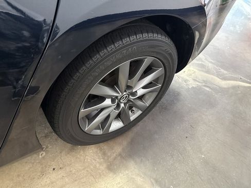 Used 2018 MAZDA MAZDA6 Sport FWD image 11