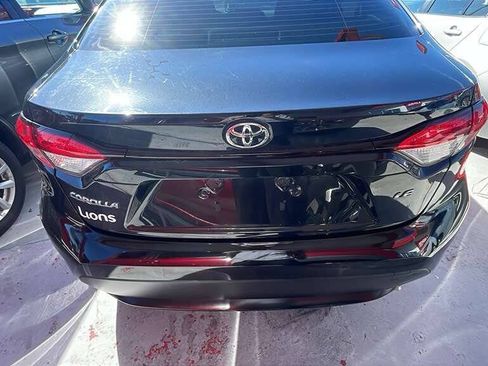 Used 2020 Toyota Corolla LE FWD image 16
