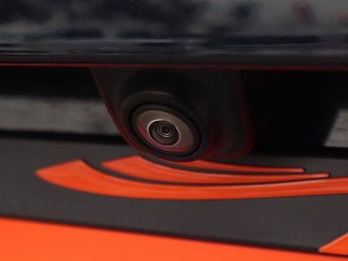 Used 2022 Chevrolet Suburban Z71 w/ Luxury Package image 49