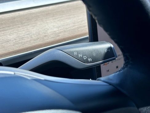 Used 2021 Tesla Model 3 Standard Range Plus RWD image 15