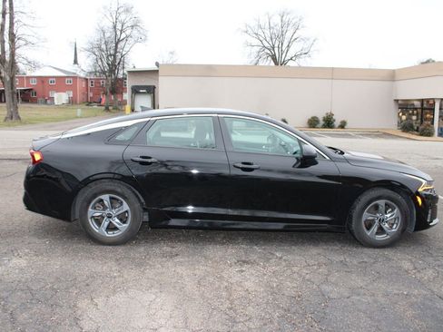 Used 2021 Kia K5 LXS image 11